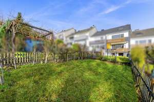 Reihenmittelhaus mit Sonnengarten im beliebten Ronsdorf – Die vollständige Adresse der Immobilie erhältst du vom Anbieter., 42369 Ronsdorf, Wuppertal – Vorschaubild 1