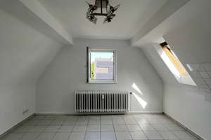 Dachgeschosswohnung in attraktiver Wohnlage von Rodenkirchen! – Adamstraße 17-19, 50996 Rodenkirchen (Ortsteil), Köln – Vorschaubild 4
