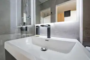 Property thumbnail 9