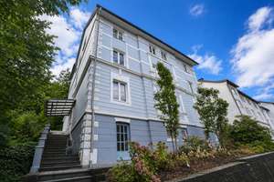 123 m² zum Ankommen: 4 Zimmer, besonderer Außenbereich, zentral in Siegen