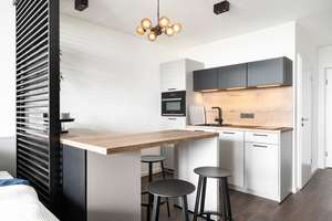 Erstbezug nach Sanierung: modernes Apartment an Top-Adresse Schwabing Leopoldstr.!