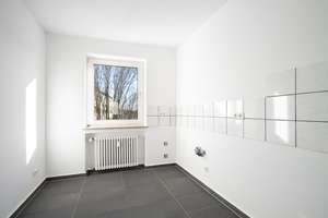 Top 4 Zimmer. Top Kaufpreis. Und Potenzial zur Gestaltung. – Nimrodstrasse 8, 82256 Fürstenfeldbruck – Vorschaubild 5