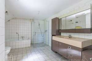 Landhaus mit zwei Wohneinheiten und Doppelgarage – Aurich (Kreis) – Vorschaubild 7