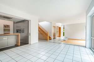 Großzügiges Wohnhaus mit Einliegerwohnung/Büro im Grünen in Hamburg-Rahlstedt – Die vollständige Adresse der Immobilie erhältst du vom Anbieter., 22147 Rahlstedt, Hamburg – Vorschaubild 15