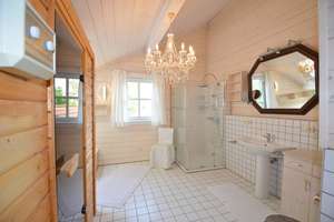 Schönes Landhaus mit klassischen Interieur in zentraler und idyllischer Lage von Pfarrkirchen – Die vollständige Adresse der Immobilie erhältst du vom Anbieter., 84347 Pfarrkirchen – Vorschaubild 15