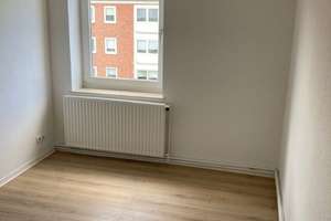 Ideal für Singles und Paare - 2-Zimmer Wohnung zum 01.07! – Schillerstr. 97, 27570 Geestemünde, Bremerhaven – Vorschaubild 2