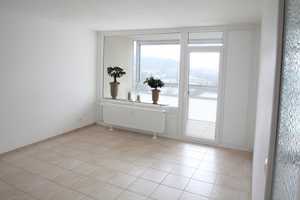 TOP-Lage, helle u. freundliche 3 ZKB Wohnung mit verglastem Balkon und Küche – Wildrosenallee 4, 57078 Siegen-Wittgenstein (Kreis) – Vorschaubild 2