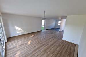 Familienfreundliches RHH 3 ZKB – Dachstudio, Terrasse & barrierefrei – Härlestrasse 23, 78727 Oberndorf am Neckar – Vorschaubild 3