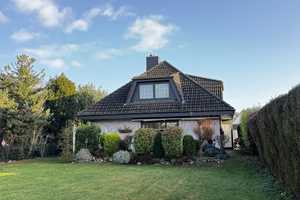 Schicker Walmdachbungalow / Einfamilienhaus  in ruhiger Lage in Barsbüttel – Stormarn (Kreis) – Vorschaubild 1