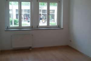 Schöne 3-Raum-Wohnung in ruhiger Lage ab Juli zu besichtigen – Lassallestraße 34, 8058 Nordvorstadt, Zwickau – Vorschaubild 15