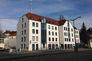 Stilvoll möblierte zentrale Wohnung – Einziehen und Wohlfühlen! – Adolf-Schmetzer-Straße 11, 93055 Ostenviertel, Regensburg – Vorschaubild 1
