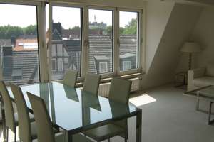**FURNISHED** Elegante, große Wohnung in Oberkassel