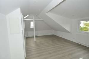 Stilvolle DG-Wohnung zum Wohnen und/oder Arbeiten – Lahnstraße 24, 65195 Rheingauviertel / Hollerborn, Wiesbaden – Vorschaubild 5