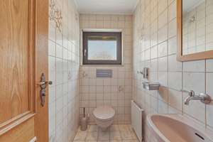 Charmantes 2-Familienhaus mit ausgebautem Dachgeschoss, Garten und Garage in ruhiger Lage – Die vollständige Adresse der Immobilie erhältst du vom Anbieter., 73249 Wernau (Neckar) – Vorschaubild 35