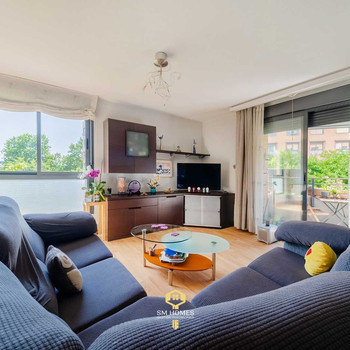 Wohnung in privater Wohnanlage mit Pool!