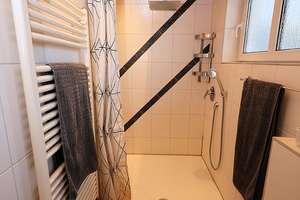 Charmantes kleines Haus mit Wintergarten, Garten und Garage – Die vollständige Adresse der Immobilie erhältst du vom Anbieter., 74321 Bietigheim-Bissingen – Vorschaubild 20