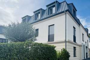 Charmante EG-Wohnung in schöner Stadtvilla mit Einbauküche und Garten – Nachmieter*in gesucht – Wiesbaden – Vorschaubild 1