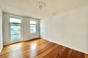 Altbaucharme in Stadtfeld-Ost – Stilvolle 3-Zimmer-Wohnung mit Stuck & Parkett – Wilhelm-Raabe-Straße 2, 39108 Stadtfeld Ost, Magdeburg – Vorschaubild 2