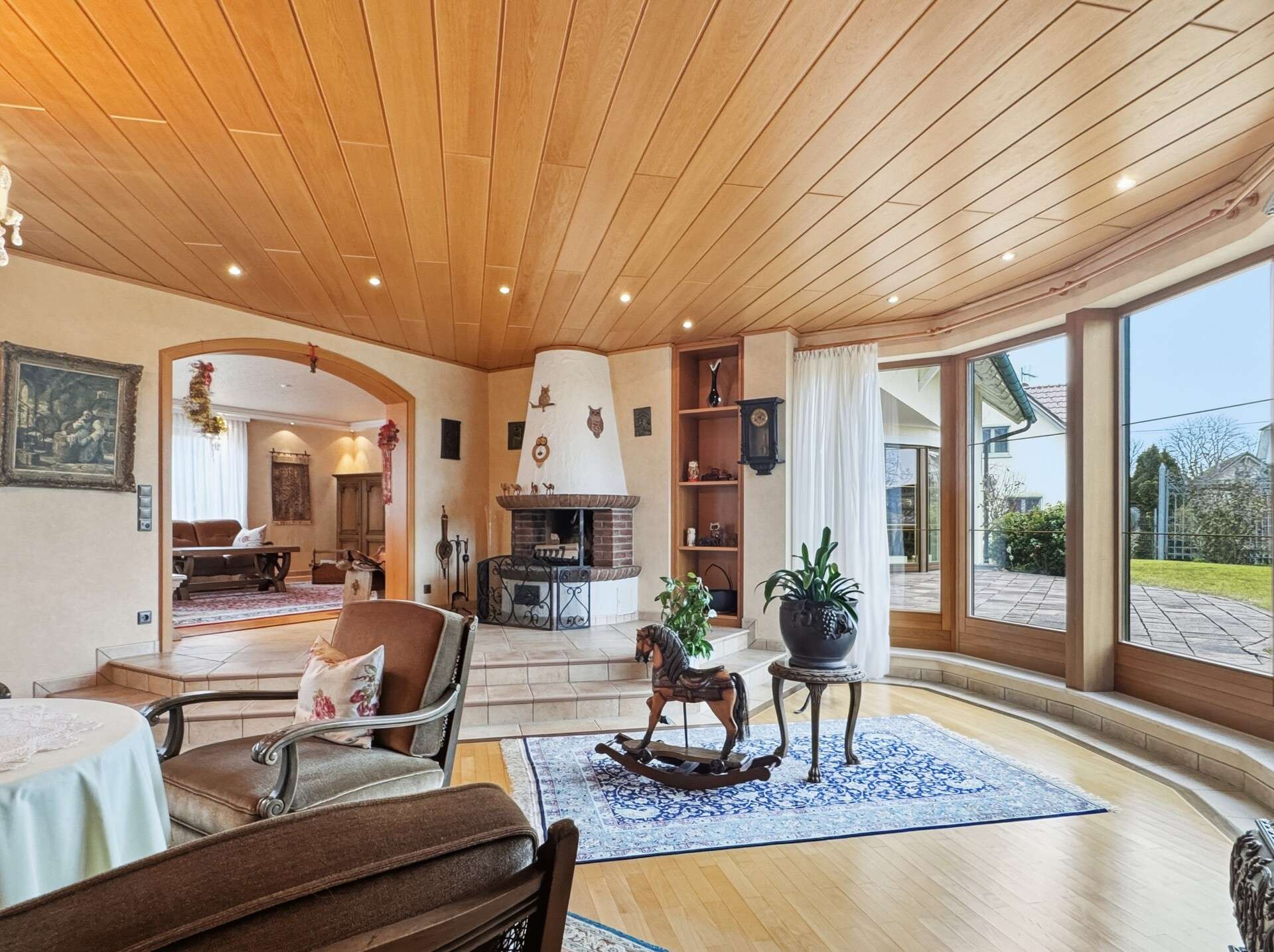 Immobilie in Langenargen - Großzügiges Einfamilienhaus mit Garten in Ortsrandlage von Langenargen - Bild 2