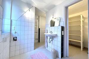 Ein Hof ist ein Zuhause für 4 Familien - 
ziehen Sie mit Ihren Eltern ein – Die vollständige Adresse der Immobilie erhältst du vom Anbieter., 55288 Udenheim – Vorschaubild 22