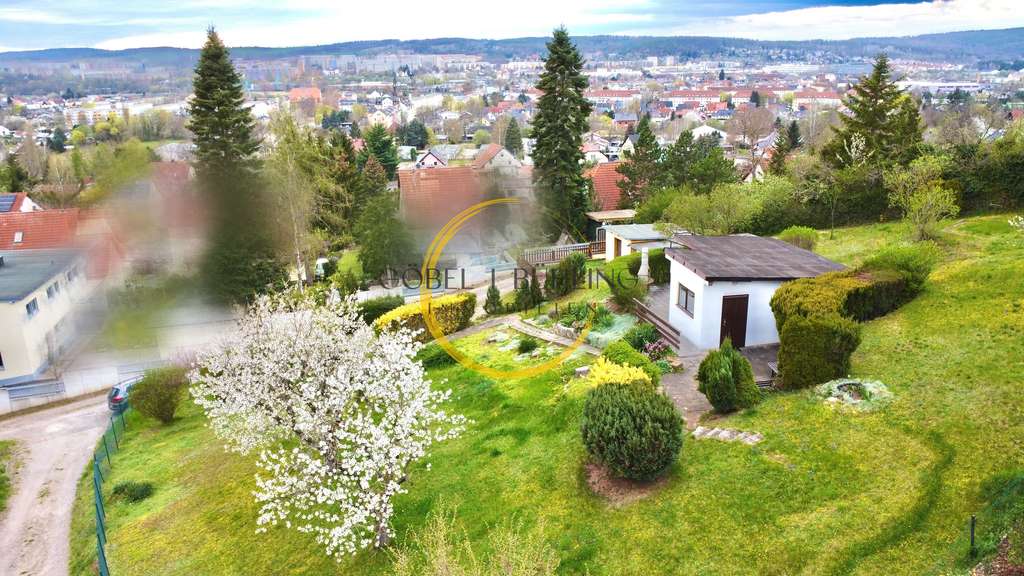 Traumhaftes Gartengrundstück in beliebter Lage Geras mit Weitblick, Bungalow & Werkstatt