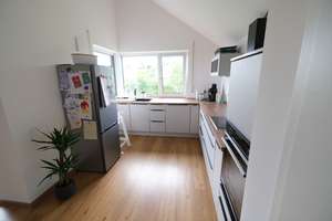 Moderne Neubau-Dachgeschosswohnung mit Loggia und gehobener Ausstattung in Metten – Die vollständige Adresse der Immobilie erhältst du vom Anbieter., 94526 Metten – Vorschaubild 5