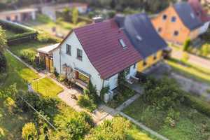 Greifen Sie zu! Renovierungsbedürftige DHH mit Garten und 2 Freistellplätzen - Erbbaurecht – Stralsund – Vorschaubild 2