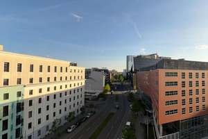 Möblierte  Wohnung  im 8. OG  - Balkon & Blick aufs Berliner Schloss – Die vollständige Adresse der Immobilie erhältst du vom Anbieter., 10117 Mitte (Ortsteil), Berlin – Vorschaubild 12