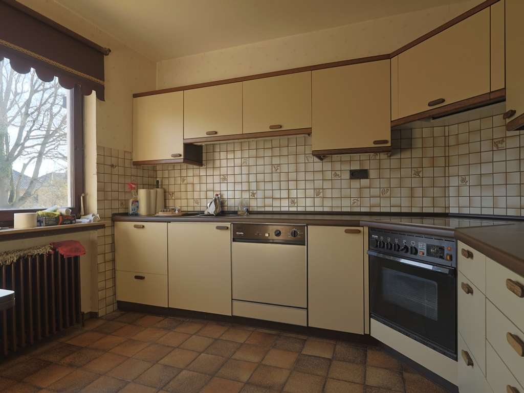 Immobilie in Stuhr - Immobilie für Handwerker! Reihenmittelhaus mit Garage in Stuhr Moordeich - Bild 2