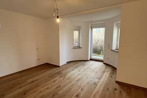 Umfangreich & hochwertig saniert! nur 3 Parteien * Siegener Giersberg * inkl. Stellplatz* Wärmepumpe – Siegen-Wittgenstein (Kreis) – Vorschaubild 6
