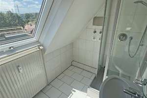 Lichtdurchflutete Maisonette-Wohnung in Stuttgart-Sommerrain - nur 2 Min. Fußweg zur U-Bahn – Die vollständige Adresse der Immobilie erhältst du vom Anbieter., 70374 Sommerrain, Stuttgart – Vorschaubild 19