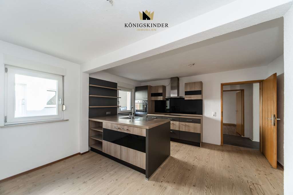 Immobilie in Bönnigheim - Kapitalanlage + Eigennutzung: MFH mit moderner Technik & freier Einheit in Bönnigheim - Bild 2