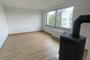 Helle 3,5-Zimmer Wohnung im 5. OG mit Balkon in Dortmund-Oestrich