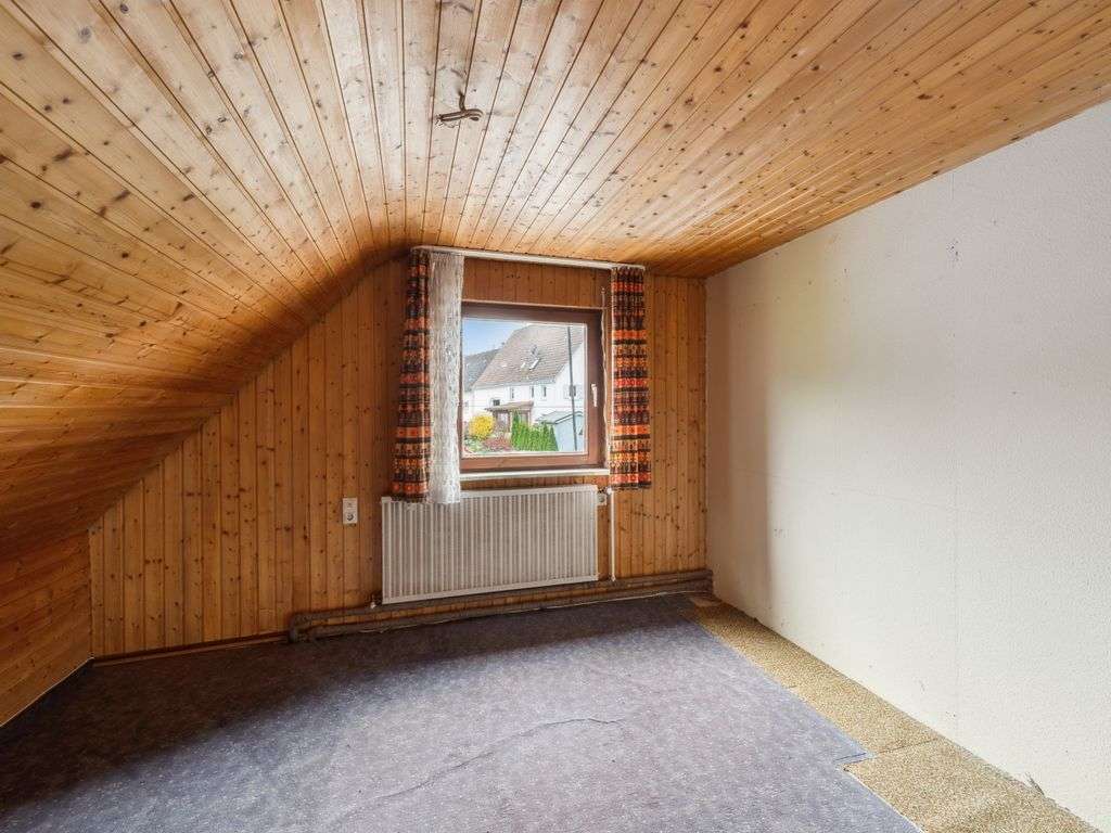 Immobilie in Ratshausen - Renovierungsbedürftiges Haus mit Grundstück - Bild 0