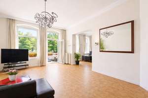 Bezugsfreie 5-Zimmer-Wohnung mit Sauna und Balkon nahe dem KaDeWe – Die vollständige Adresse der Immobilie erhältst du vom Anbieter., 10787 Schöneberg, Berlin – Vorschaubild 1