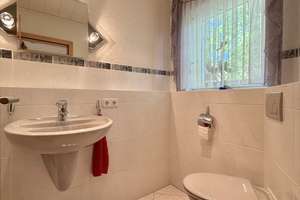 Reserviert/Massiv gebauter Bungalow in traumhaft ruhiger Lage inkl. Einliegerwohnung – Die vollständige Adresse der Immobilie erhältst du vom Anbieter., 90765 Ronhof, Kronach, Fürth – Vorschaubild 6