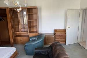 teilmöblierte 1 Zimmer Wohnung mit sehr schönem Ausblick, Fahrstuhl, Einbauküche – Sonnenstrasse 59, 9130 Sonnenberg, Chemnitz – Vorschaubild 11