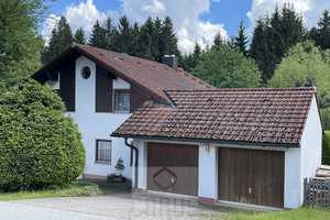 Idyllisches Einfamilienhaus direkt am Waldrand ideal für Gartenliebhaber – Regen (Kreis) – Vorschaubild 1