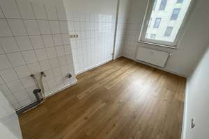 Frisch renovierte 2,5 Zimmer-Wohnung mit Duschbad und separatem WC – 23560 Sankt Jürgen, Lübeck – Vorschaubild 13