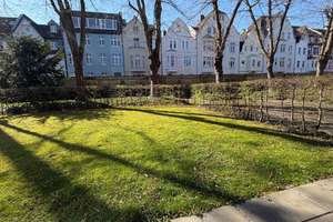 Seniorengerechte EG-Wohnung mit Garten am Bunten Garten!