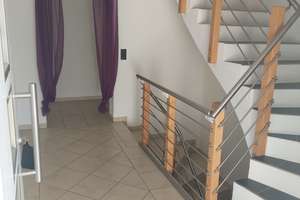 Schöne 4-Zimmer-Doppelhaushälfte mit gehobener Innenausstattung und EBK in Reichstorf – Reichstorf 100, 94428 Eichendorf – Vorschaubild 4