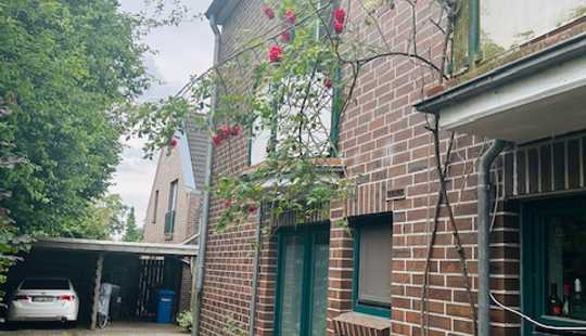 Bild von REH in Eversten 5 Zimmer, 2 Bäder, 3 WC und Carport