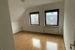 Attraktive 5-Zimmer-Maisonette-Wohnung mit Balkon in Oldenburg – Die vollständige Adresse der Immobilie erhältst du vom Anbieter., 26131 Eversten, Oldenburg (Oldenburg) – Vorschaubild 4