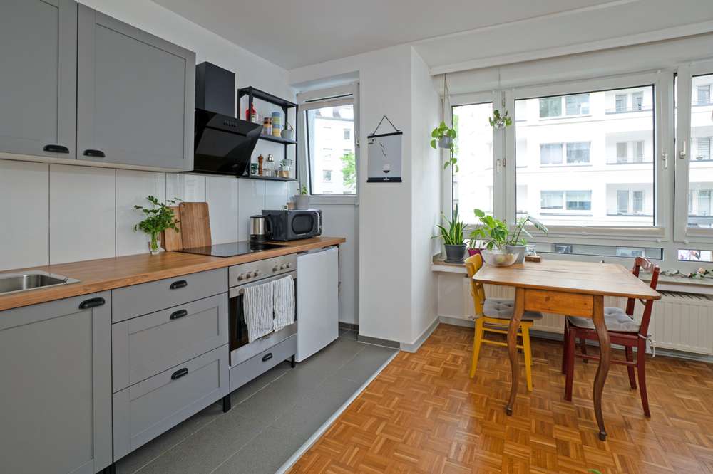 Schöne 2 Zimmer-Wohnung im Herzen von Düsseldorf Unterbilk, Nähe Medienhafen und Rhein, Düsseldorf – Bild 3