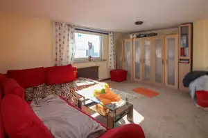 Einfamilienhaus mit Garten, Garage in Feldrandlage – Hameln-Pyrmont (Kreis) – Vorschaubild 2