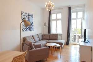 Modernisierte 2-Zimmer-Altbauwohnung mit Balkon in Prenzlauer Berg – Die vollständige Adresse der Immobilie erhältst du vom Anbieter., 10405 Prenzlauer Berg, Berlin – Vorschaubild 1