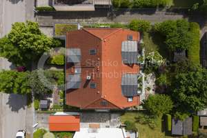 Waldperlach Grenze zu Neubiberg – Freundliche freie 4 ZKB mit Süd-Balkon, EBK, Parkett, Erker, TG – Die vollständige Adresse der Immobilie erhältst du vom Anbieter., 81739 Waldperlach, München – Vorschaubild 2