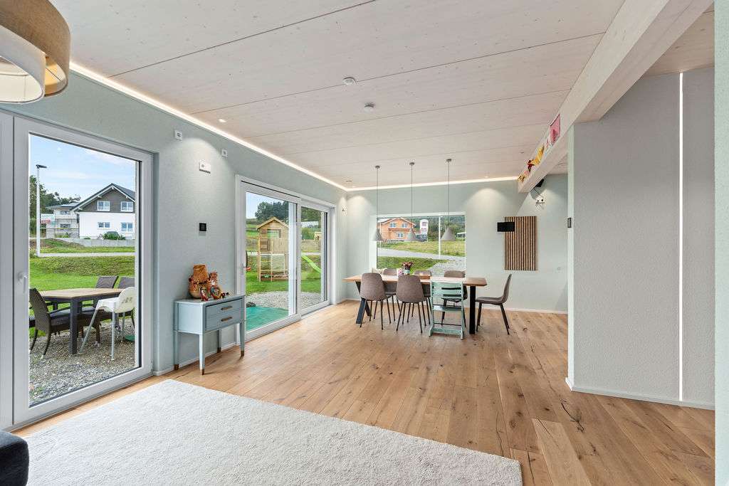 Immobilie in Fronreute - Exklusives Familiendomizil - Top ausgestattetes Neubau- EFH in Fronreute - Bild 2