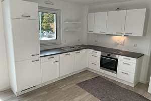 Im Fuhlenbrock! Neuwertige 2,5-Raum im 1.OG, ca. 60,7 qm, EBK, FBH, Balkon, Aufzug usw