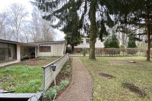 Renovierungsbedürftiges 6-Zimmer Einfamilienhaus in Wiesengrund